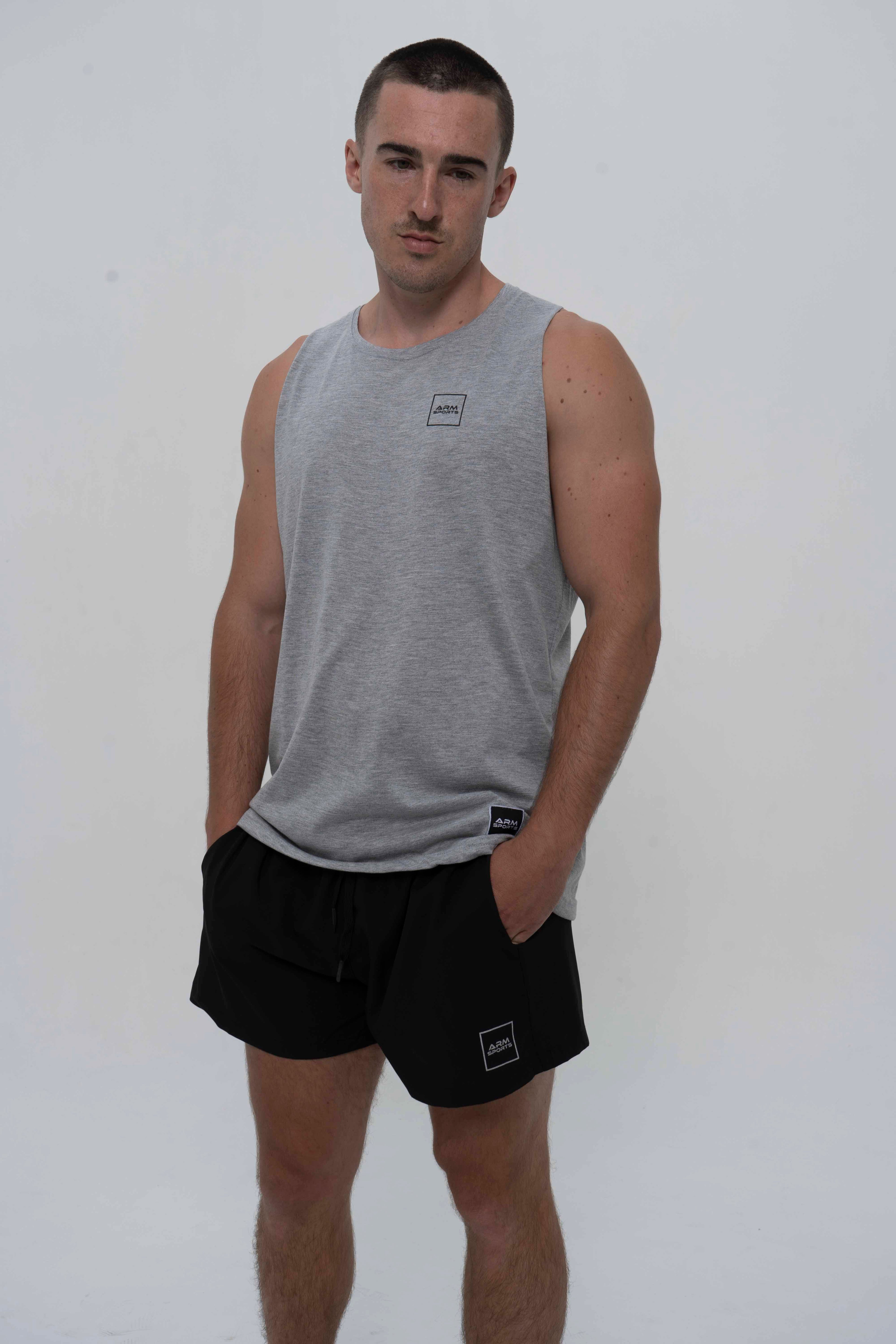 Standard Quarter Shorts - Men